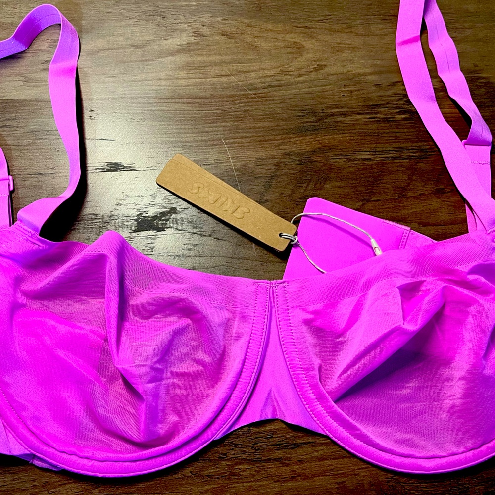 NWT Skims NO SHOW UNLINED BALCONETTE BRA | PINK